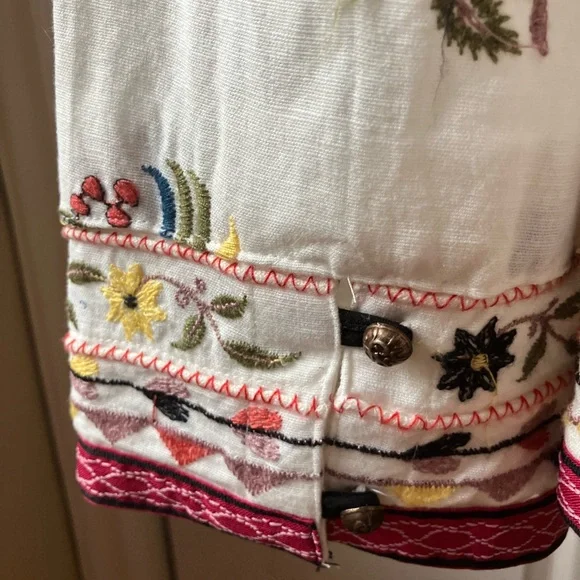 NWOT Zara Asian inspired embroidered jacket - Picture 3 of 12